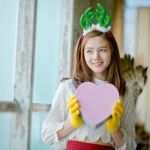 长途小姐姐用英语怎么说,Long-Distance Love: How 'Long-Distance Girlfriend' Translates in English